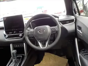 New Toyota Corolla Cross 2024 Gray