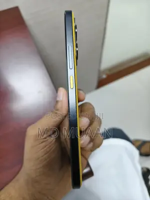 Photo - Xiaomi Poco X6 Pro 256 GB Gold