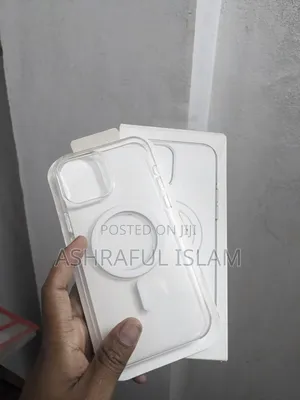 Photo - iPhone 13 Pro Max Magsafe Back Cover Clean Case