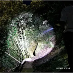 Strong Light Lamp T40 Led Flashlight Zoom Light 9000