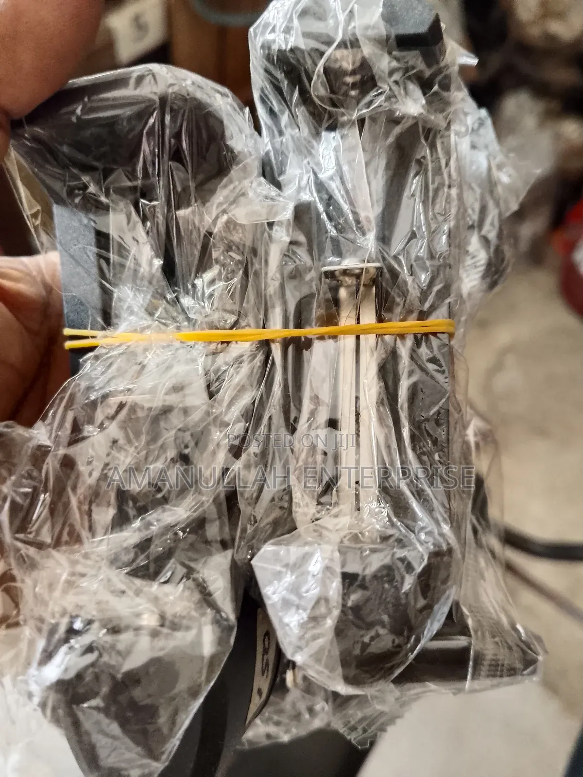 Li-Ion Battery Charger for Single Battery