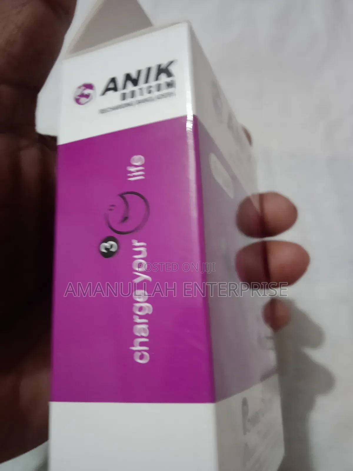 Button Phone Charger.