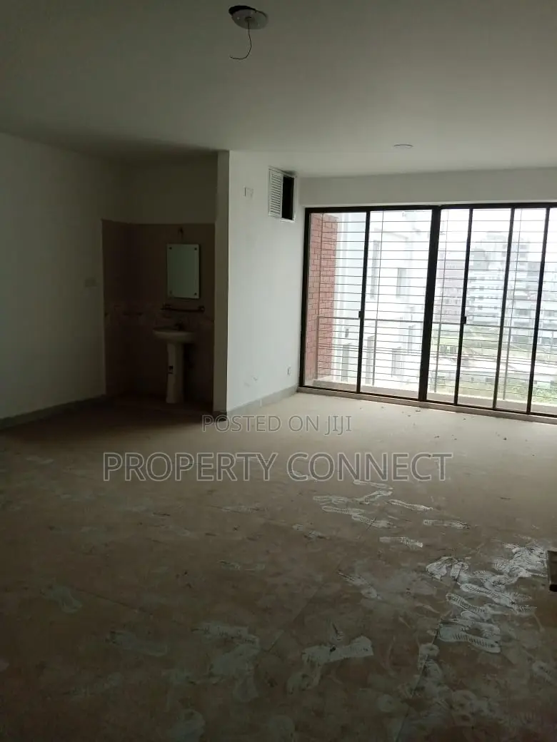 3bdrm Apartment in Uttara for sale