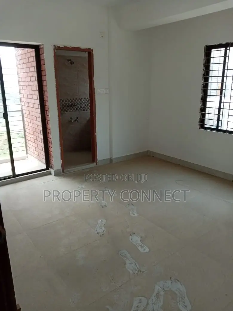 3bdrm Apartment in Uttara for sale