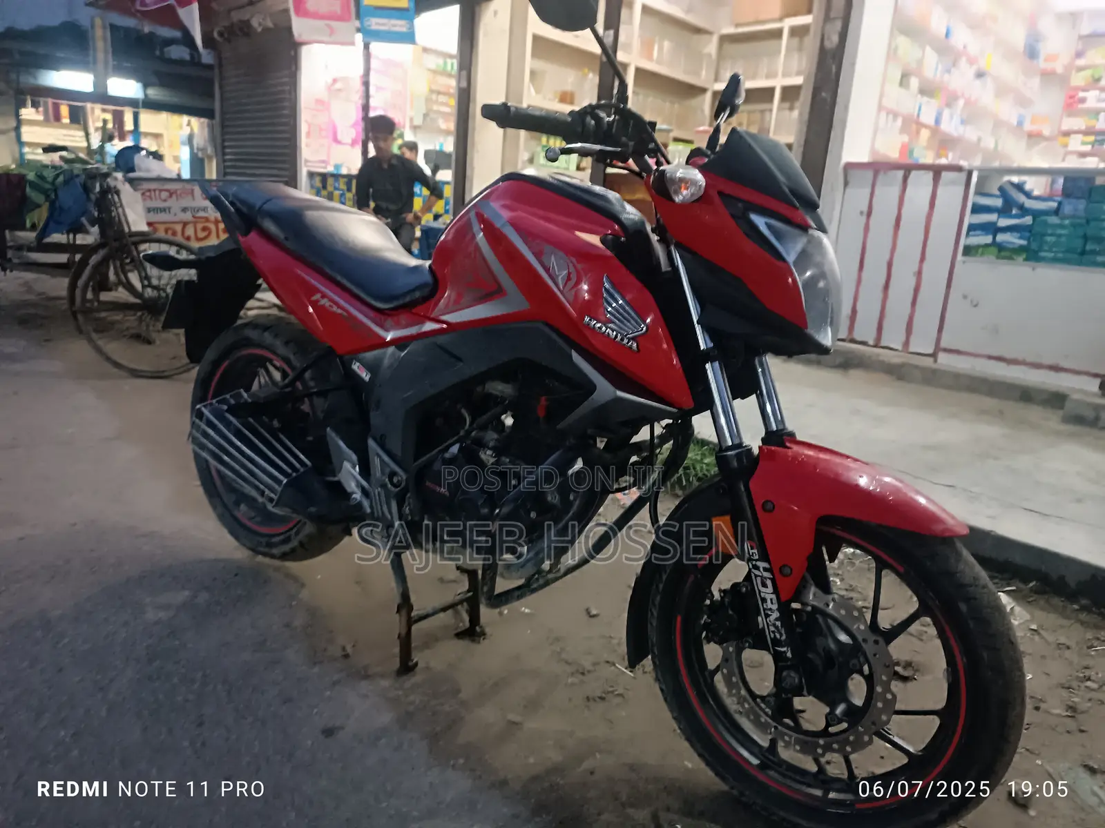 Honda Hornet 2018 Red