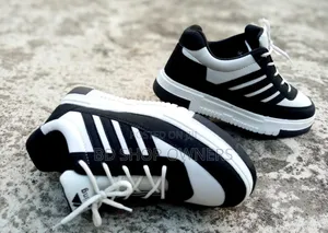  ব্ল্যাক অ্যান্ড হোয়াইট স্টাইলিশ স্পোর্টস শু – Air Series