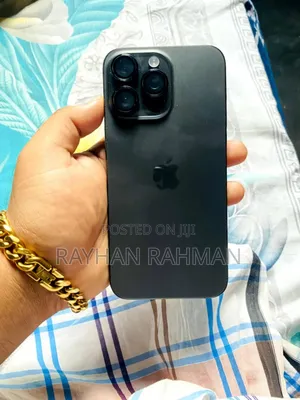 Photo - Apple iPhone 15 Pro Max 256 GB Black