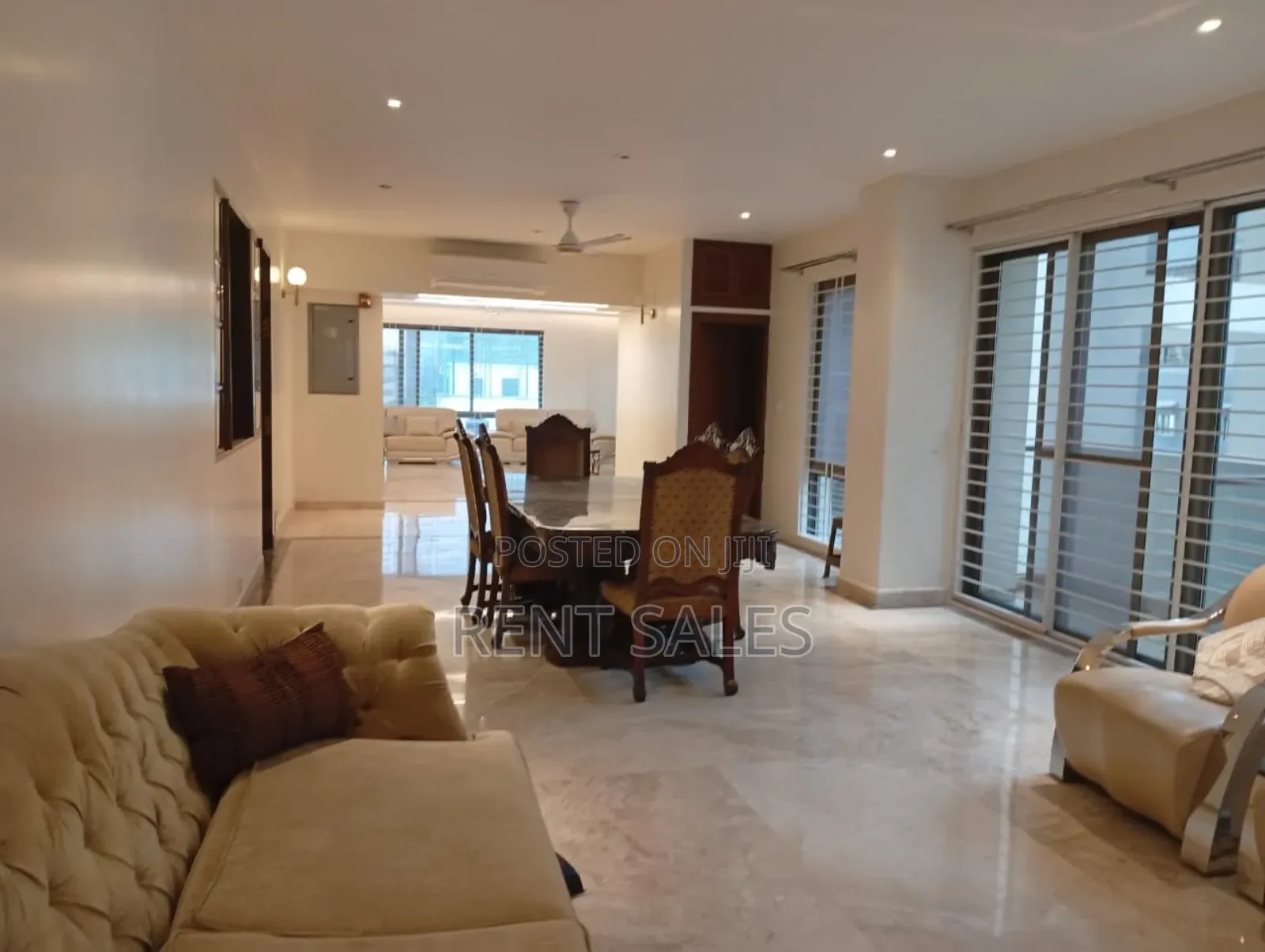 Furnished 4bdrm Apartment in Gulshan for rent