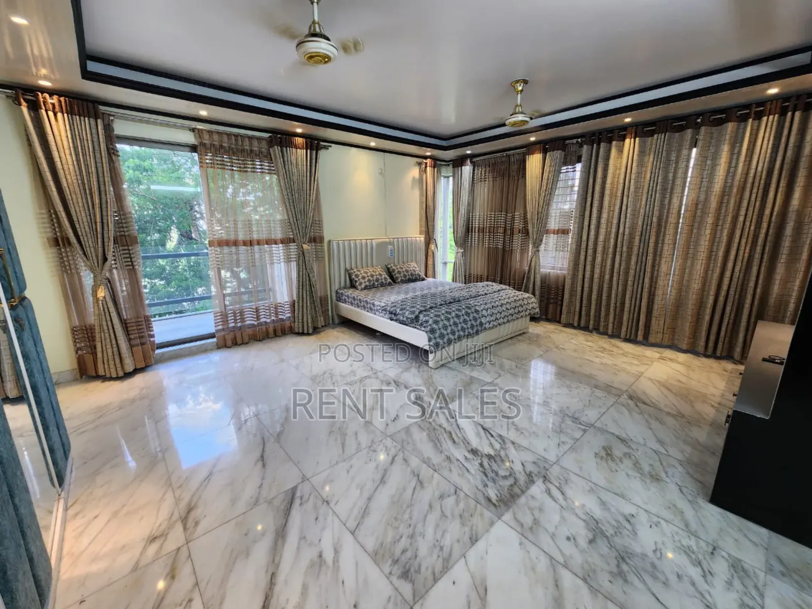 Furnished 4bdrm Apartment in Gulshan for rent