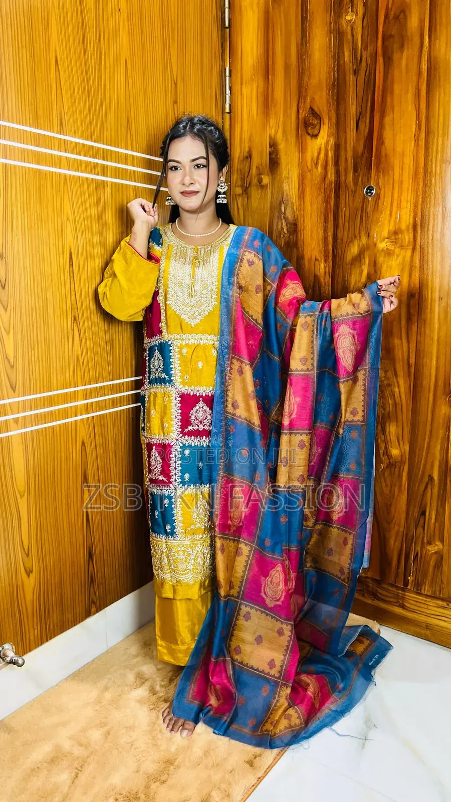 Embroidery Three Piece High Quality New