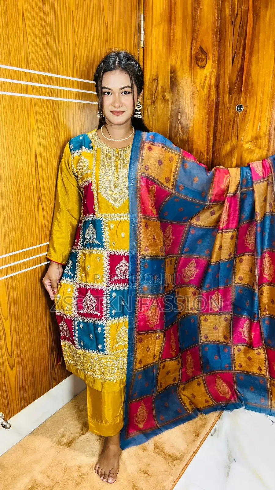 Embroidery Three Piece High Quality New