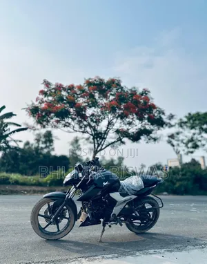 Photo - TVS Apache 160 4V 2021 Black