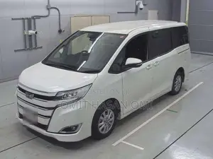 Photo - Toyota Noah 1.8 FWD Hybrid (7 seater) 2020 Pearl