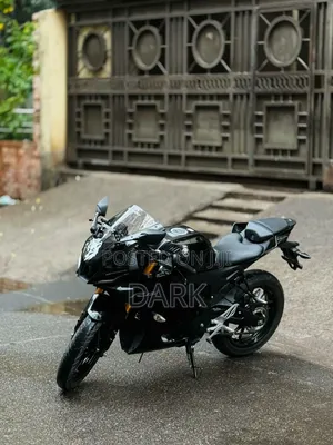 Photo - New Yamaha 2024 Black