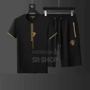 Photo - Combo T-Shirt and Half Pant