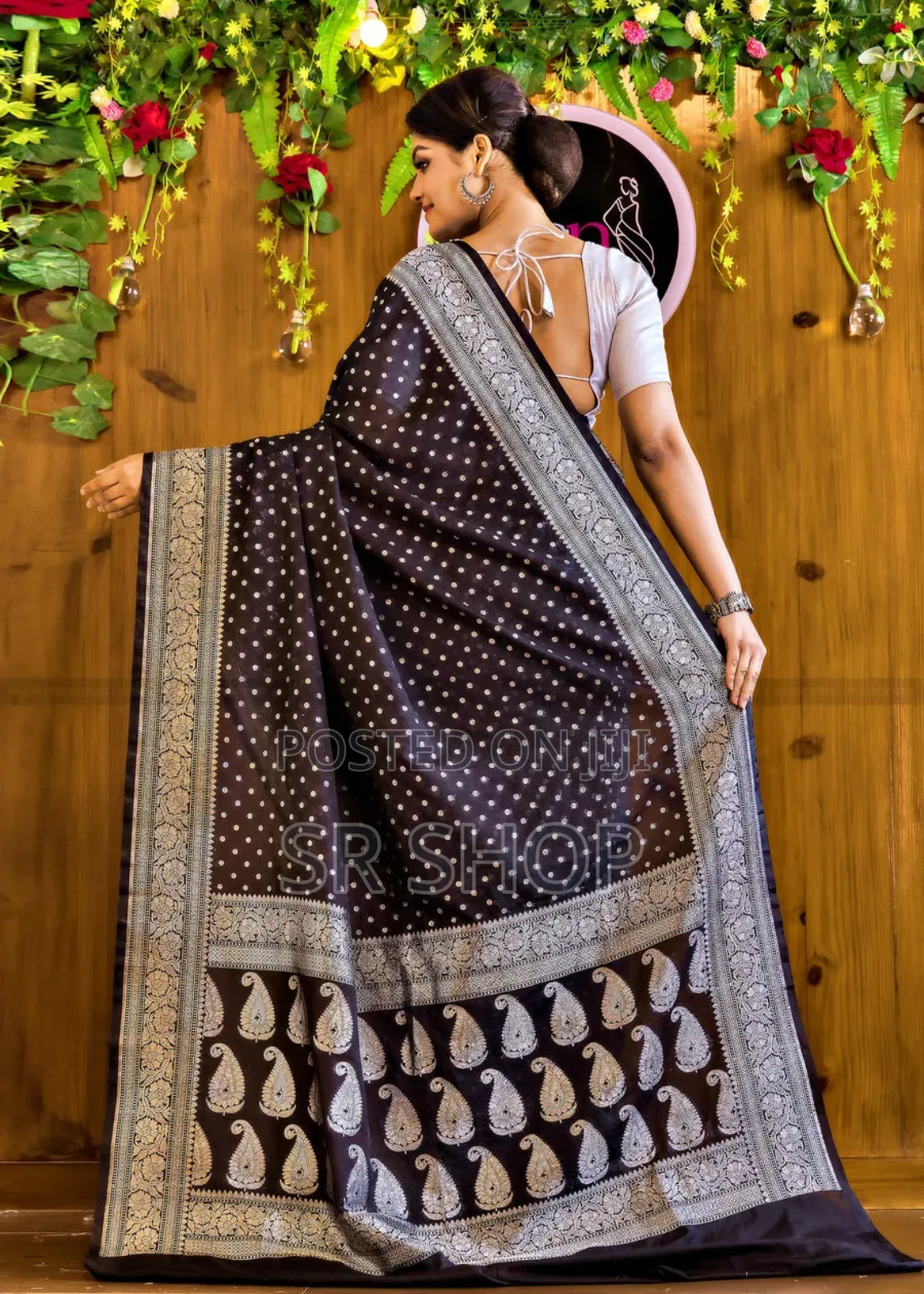 Dhupiyan Sharee With Blouse Piece