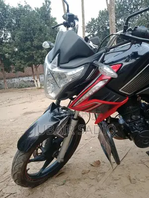 Photo - Motorcycle 2022 Black