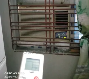 Window Ac 1.2 Ton Whariphol Brand Remote Control