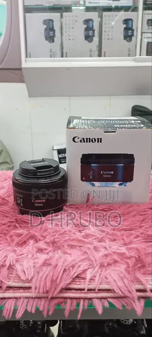 Photo - Canon 50mm STM Prime Lens