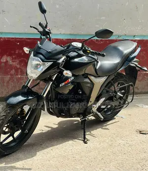 Photo - Suzuki 2023 Black