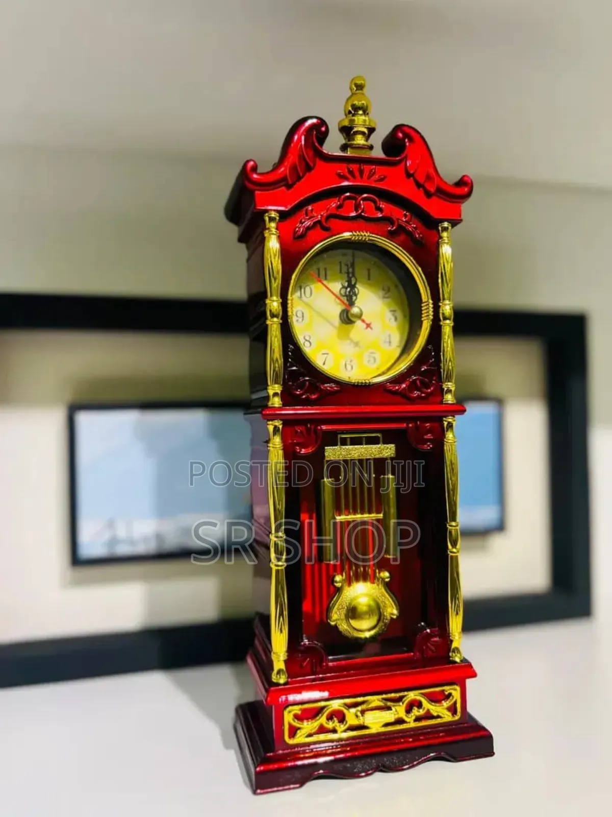 Royal Clock