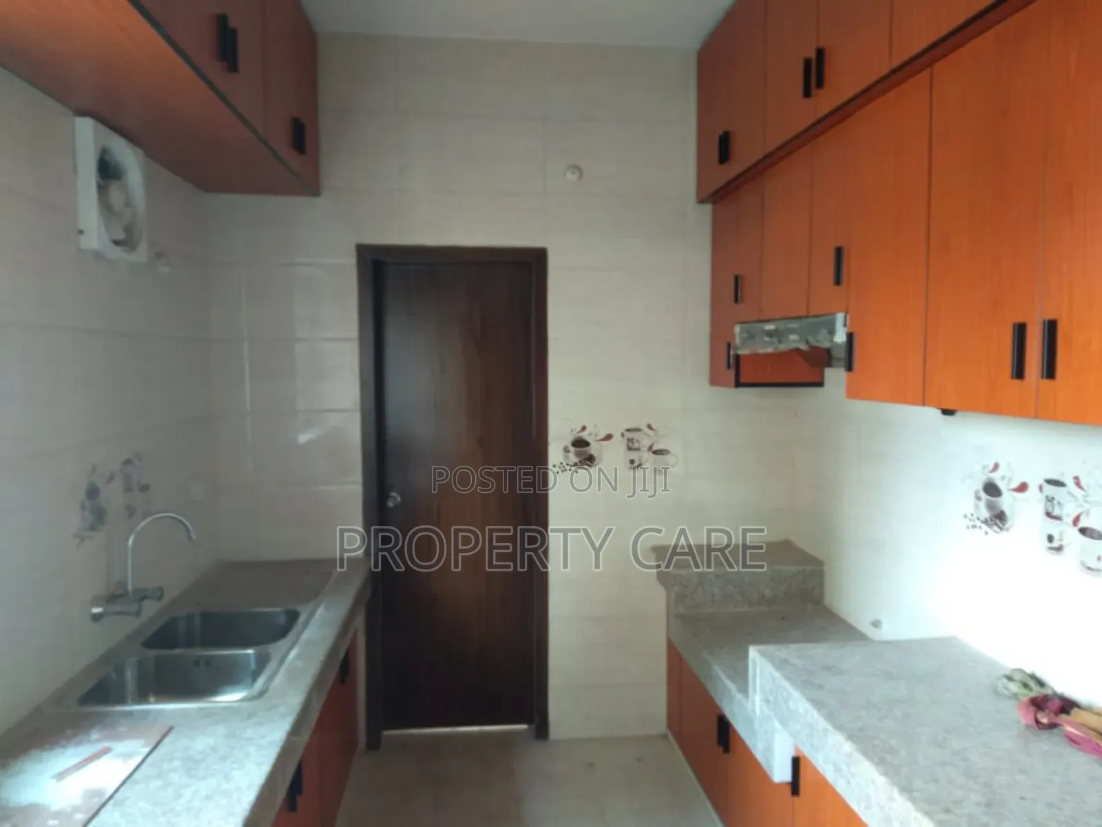 4bdrm Apartment in Gulshan for rent