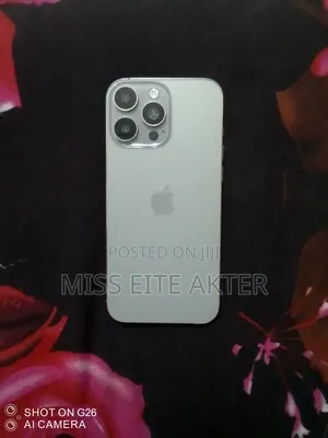Photo - Apple iPhone 16 Pro Max 256 GB Silver