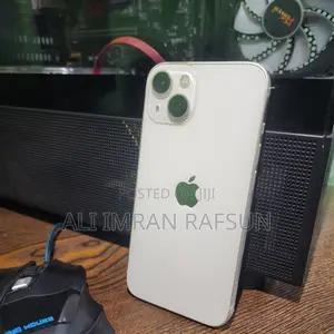 Photo - Apple iPhone 13 128 GB White