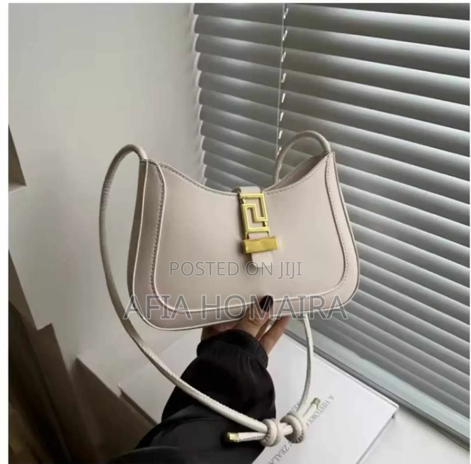 Fashion Casual Woman Cross Solid Bag