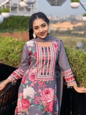 রেডিমেড থ্রি-পিস স্যুট উইথ ডিজিটাল মাইক্রো সিল্ক ফেব্রিক