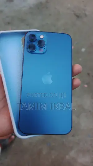 Photo - Apple iPhone 12 Pro 256 GB Blue