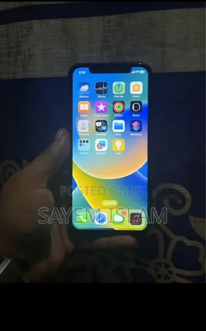 Photo - Apple iPhone XS 64 GB Black