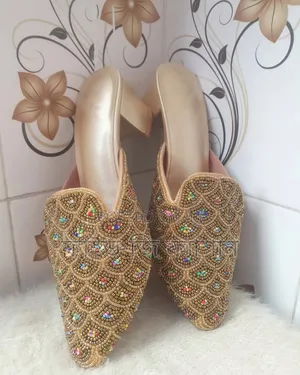 Photo - Nagra Juti Collection