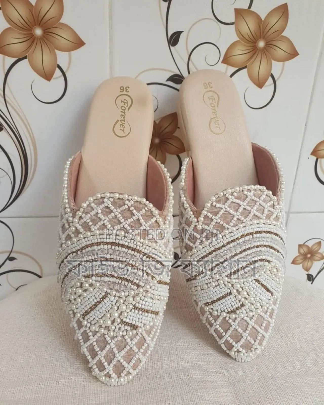 Nagra Juti Collection