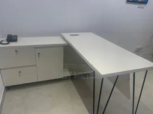 Photo - Executive Table