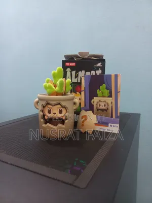 > Pop Mart Labubu "Flower Pot" Scene Set