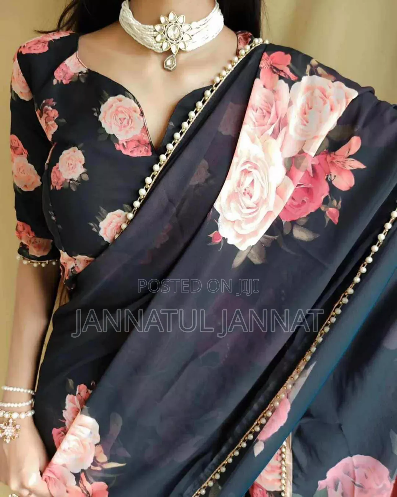 Shari(শাড়ি)