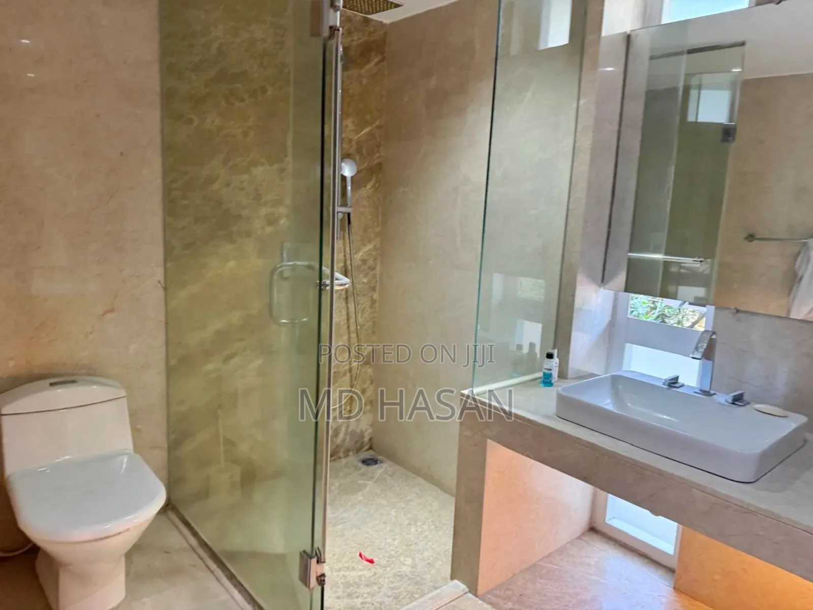 4bdrm Apartment in Semi-Furnished for rent