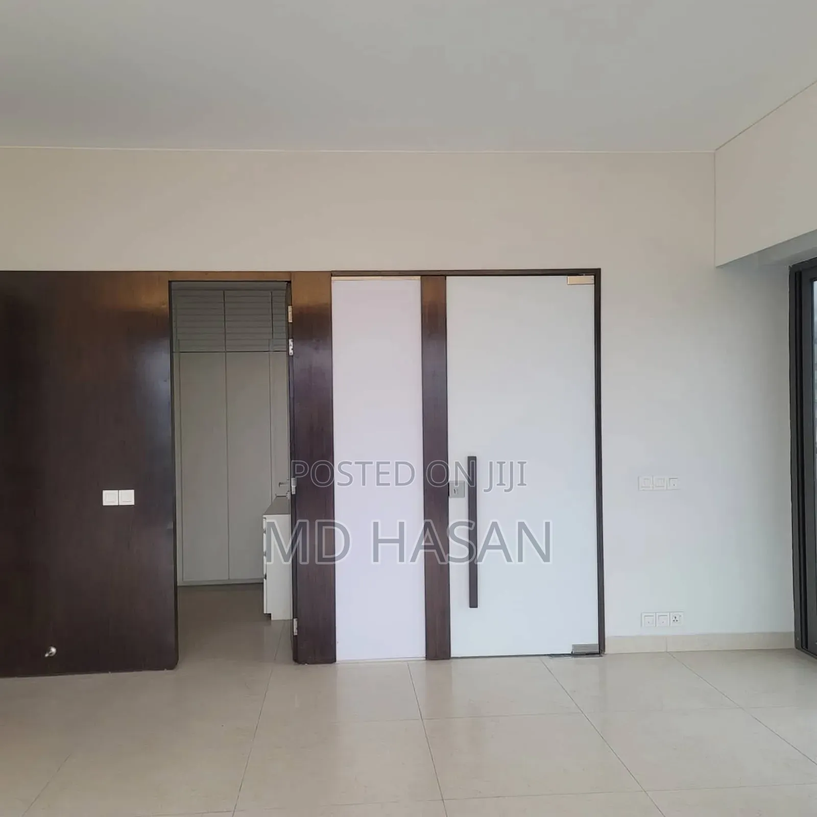 4bdrm Apartment in Semi Furnished for rent