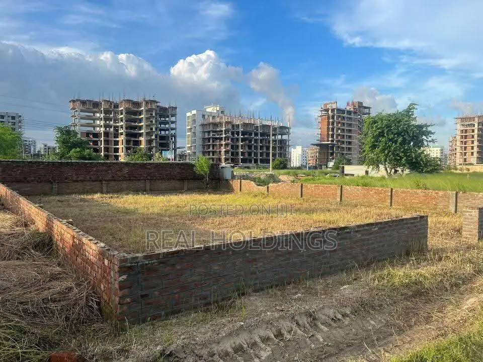 South Face Plot Sale, M-Block, 5 Katha Plot