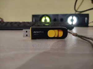 16 Gb Adata Pendrive
