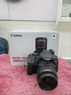Photo - Canon 700d and 18-55 Kit Lens Full Fresh Conditions