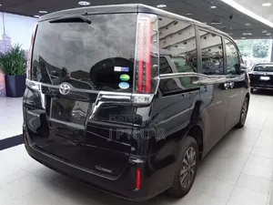 Toyota Esquire 2020 Black