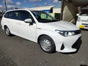 Photo - Toyota Corolla Fielder 1.5 Hybrid FWD 2020 White