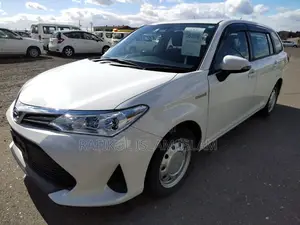 Toyota Corolla Fielder 1.5 Hybrid FWD 2020 White