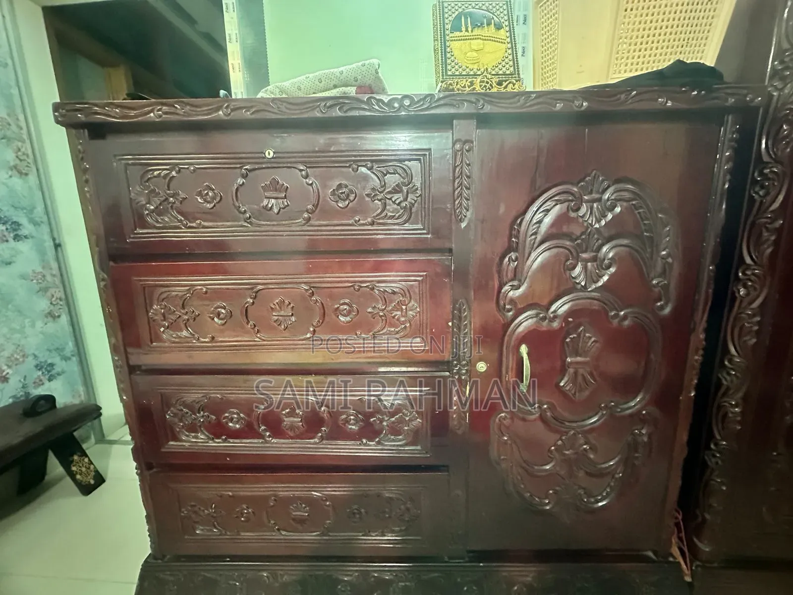 Wardrobe Lekar Burnished Segun Kat