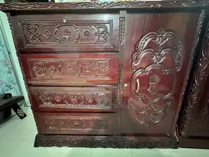 Wardrobe Lekar Burnished Segun Kat