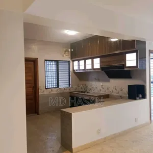 3bdrm Apartment in Semi Furnished for rent