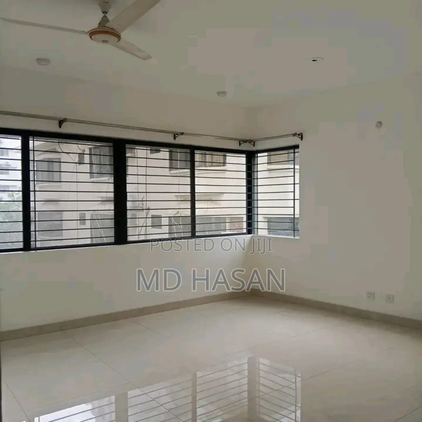 3bdrm Apartment in Semi Furnished for rent