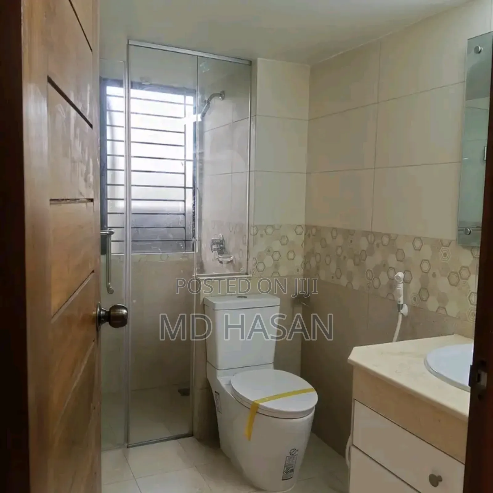 3bdrm Apartment in Semi Furnished for rent